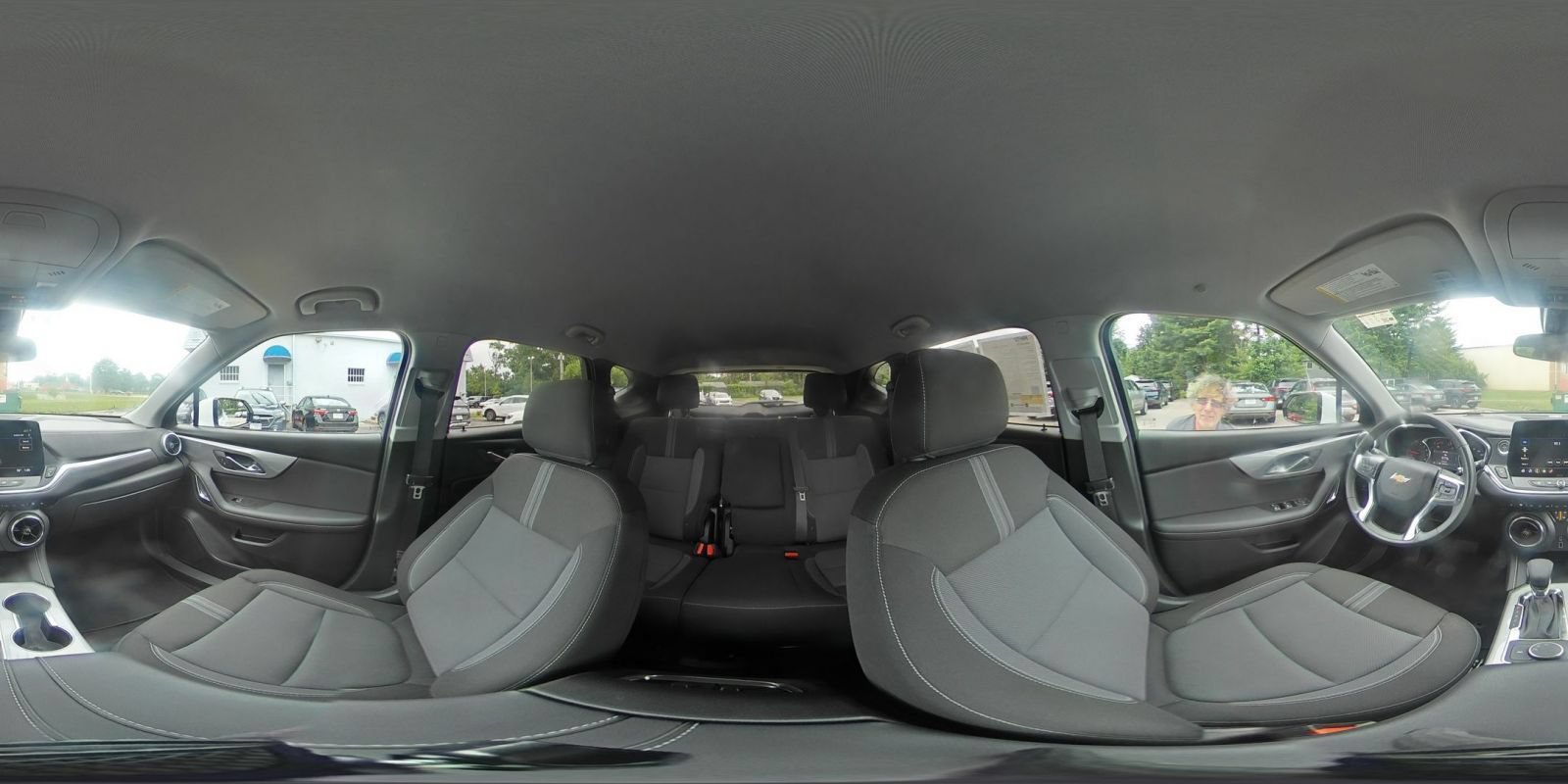 Used 2025 Chevrolet Blazer LT FWD image 42