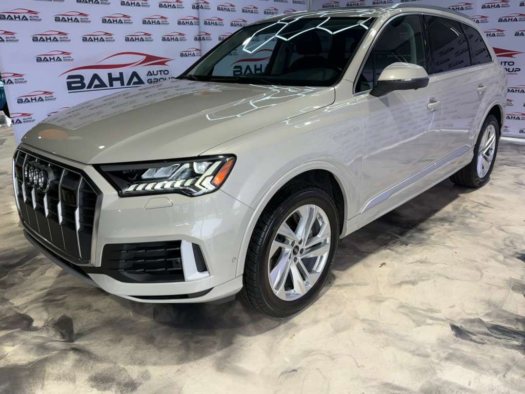 Used 2024 Audi Q7 Premium Plus image 3