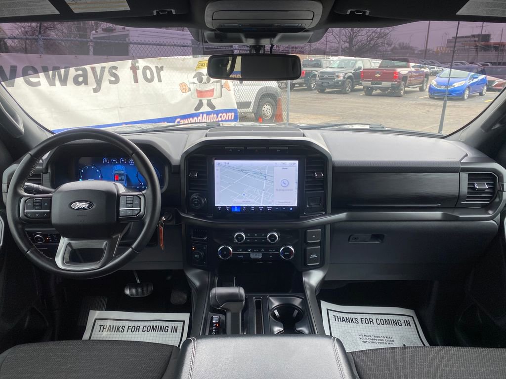 Used 2024 Ford F150 XLT w/ XLT Black Appearance Package AWD/4WD image 18