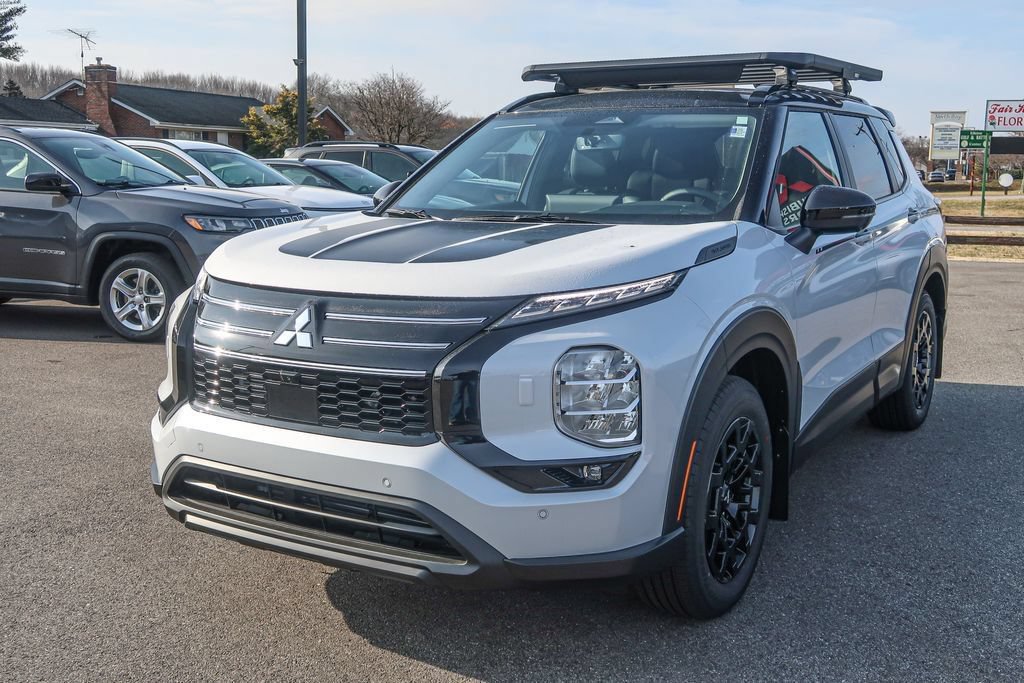 New 2026 Mitsubishi Outlander AWD image 4