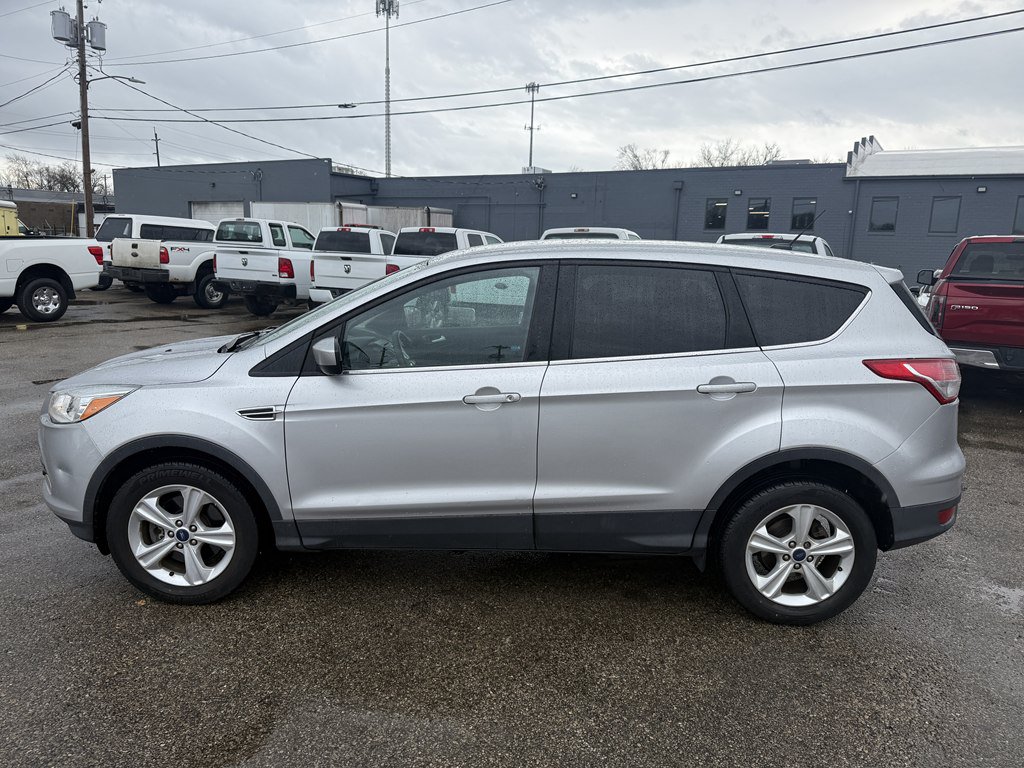Used 2016 Ford Escape SE AWD/4WD image 3