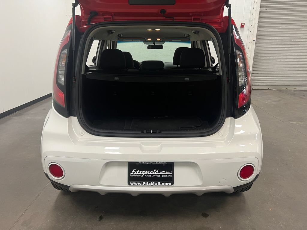 Used 2018 Kia Soul + FWD image 23