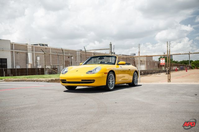 Used 2000 Porsche 911 Carrera 4 image 38