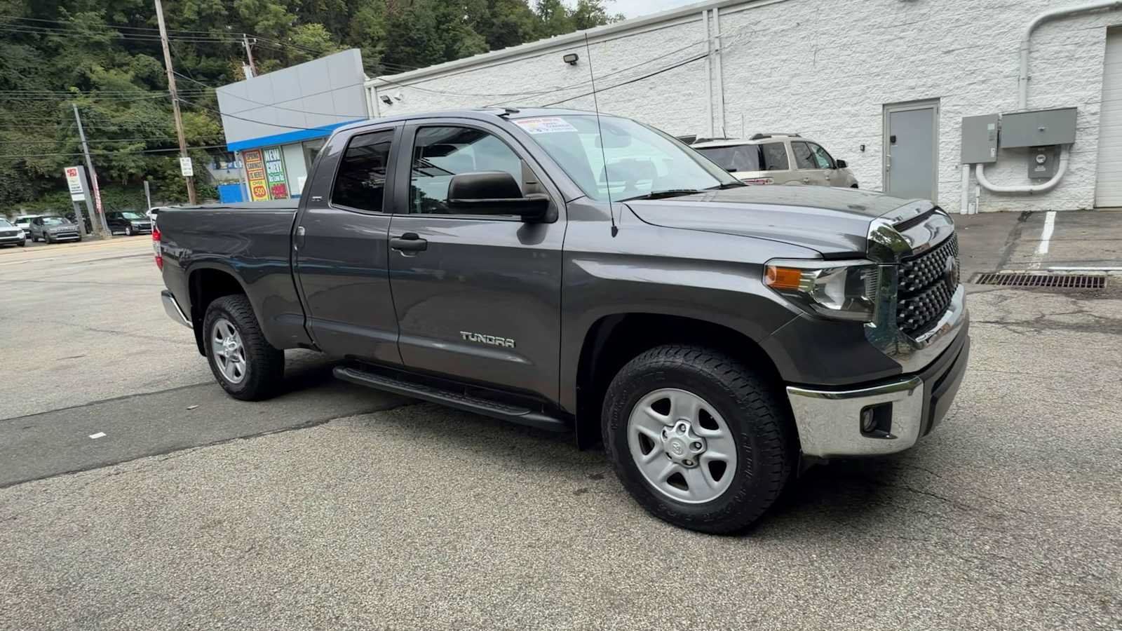 Used 2019 Toyota Tundra SR5 AWD/4WD image 2