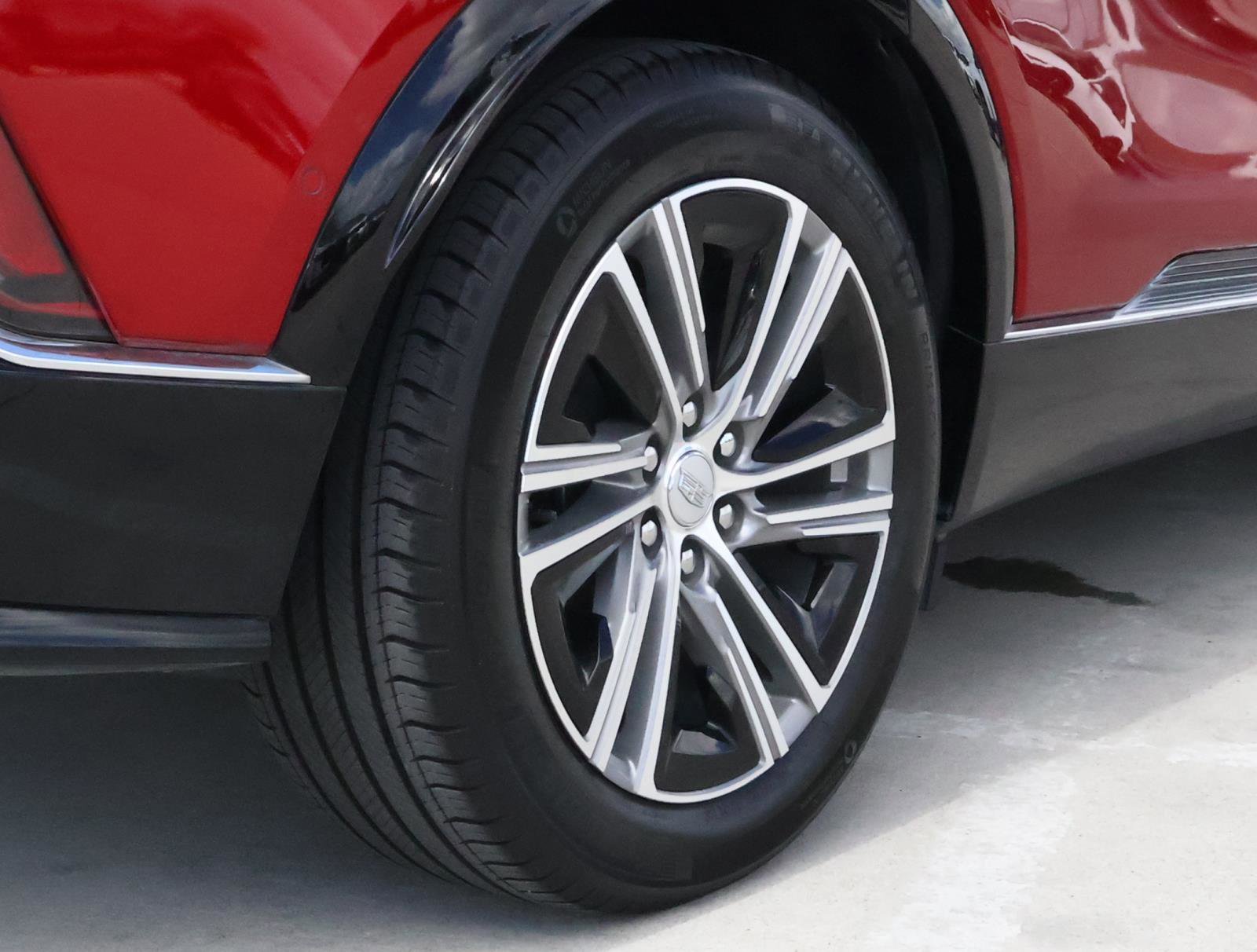 Used 2024 Cadillac Lyriq Luxury w/ LPO, Floor Liner Package image 12