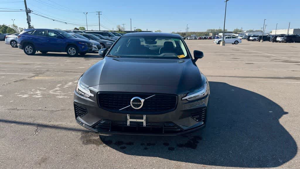 Used 2025 Volvo S60 T8 Plus AWD/4WD video 2