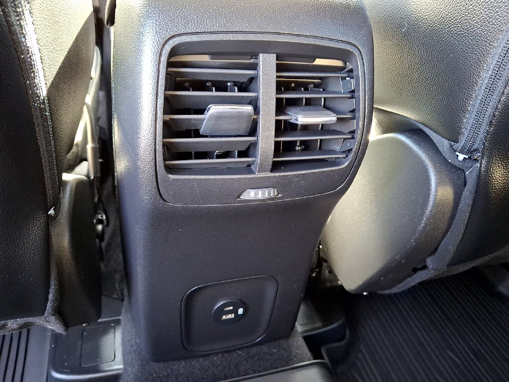 Used 2022 Ford Escape Titanium w/ Titanium Elite Package AWD/4WD image 15