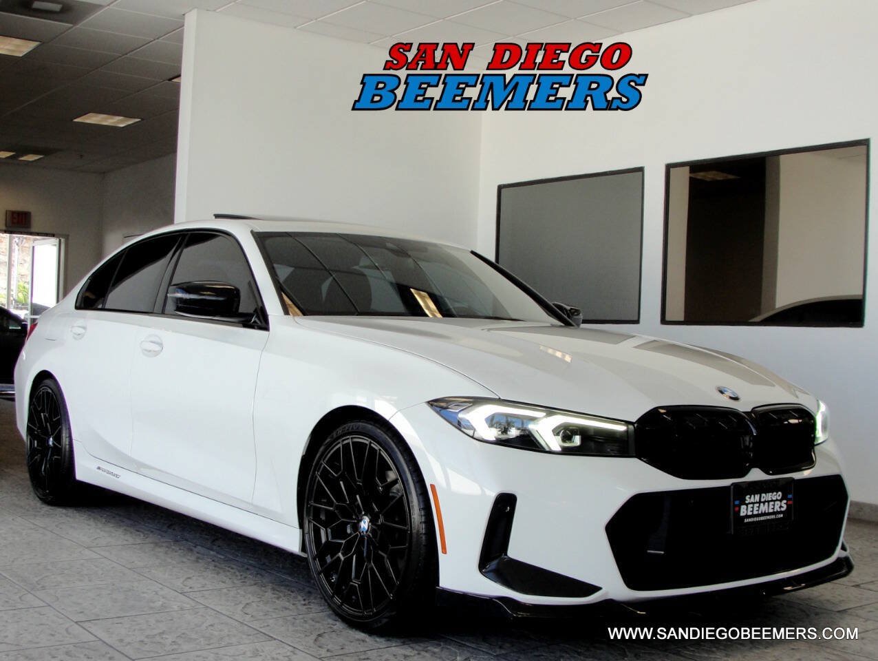 Used 2023 BMW 330i Sedan w/ M Sport Package RWD image 18