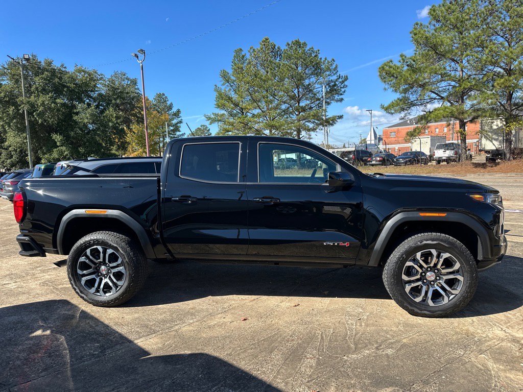 Used 2023 GMC Canyon AT4 w/ AT4 Premium Package image 6