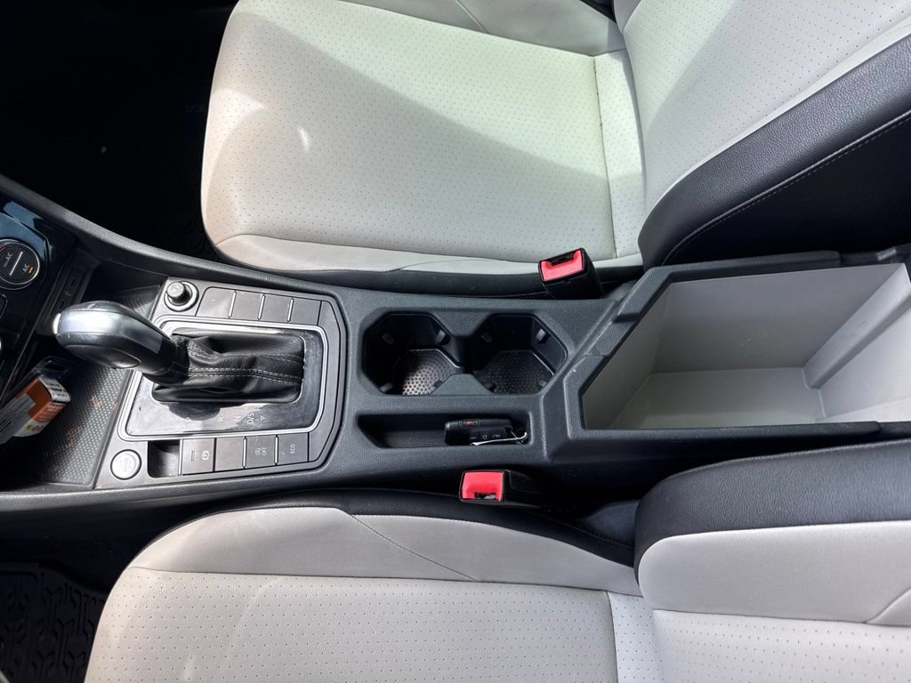 Used 2020 Volkswagen Jetta R-Line FWD image 20