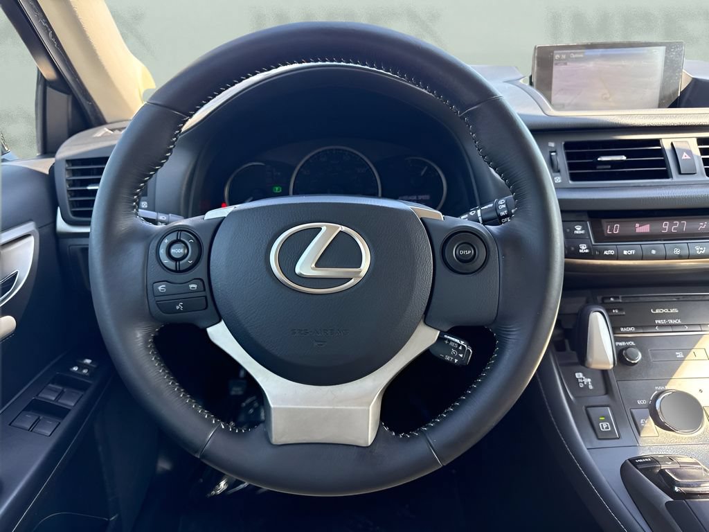 Used 2015 Lexus CT 200h w/ Navigation Package FWD image 14