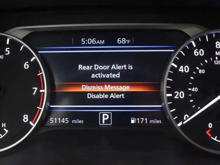 Used 2024 Nissan Sentra SV FWD image 26