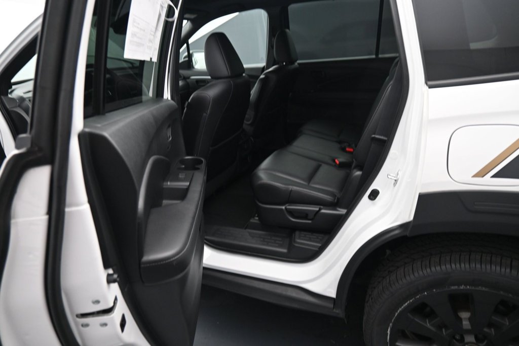Used 2023 Honda Passport EX-L image 21