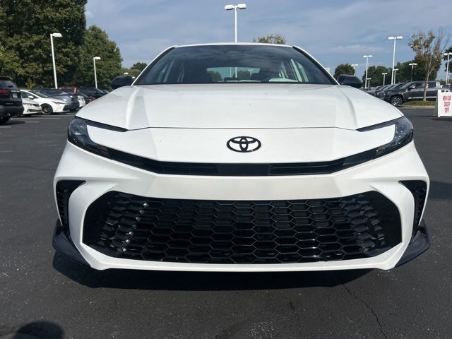 New 2026 Toyota Camry Hybrid image 2