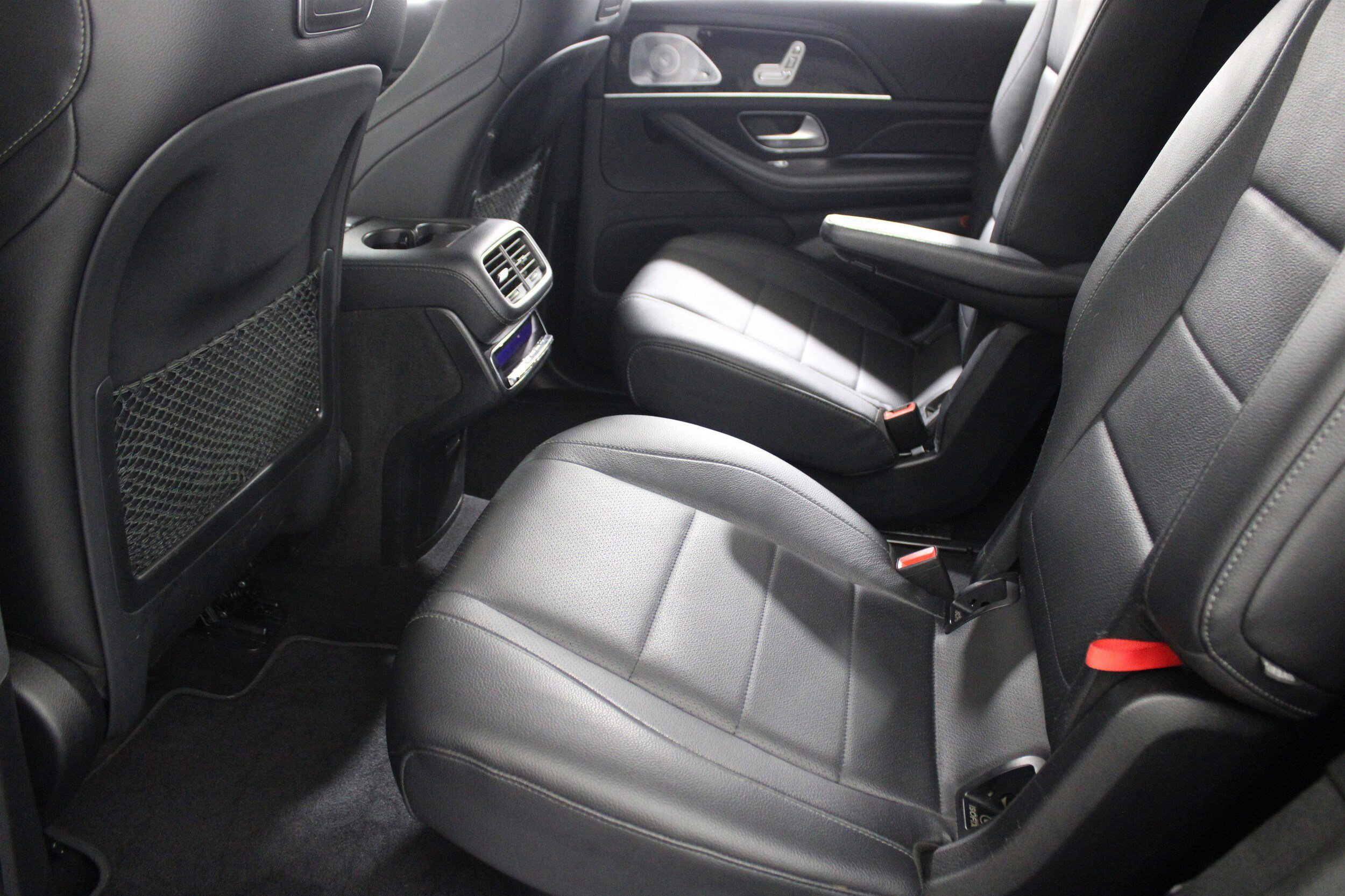 Used 2020 Mercedes-Benz GLS 450 4MATIC w/ Convenience Package image 24