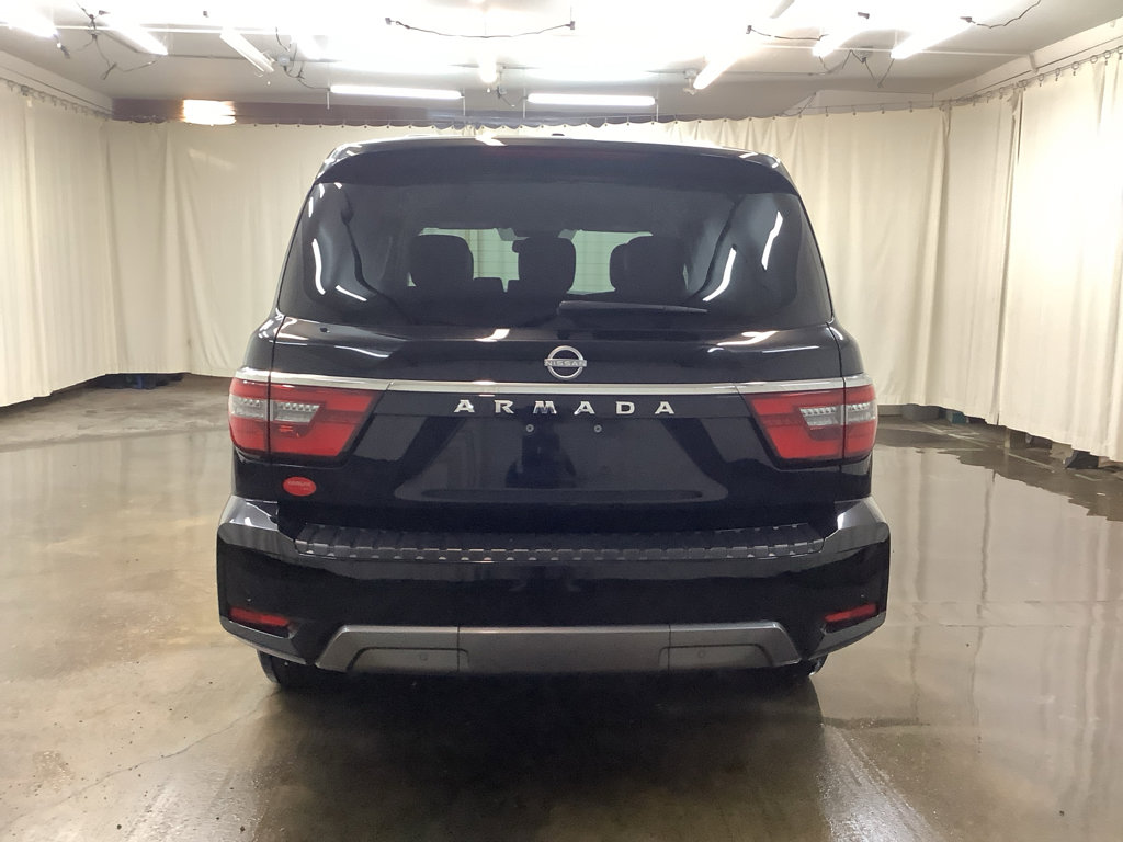 Used 2024 Nissan Armada SV image 7