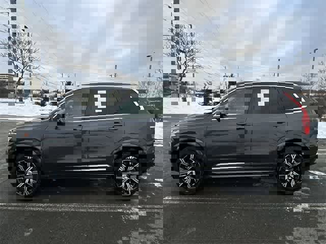 Used 2024 Volvo XC90 B6 Plus w/ Protection Package Premier image 2