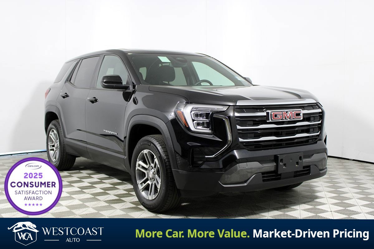 Used 2025 GMC Terrain Elevation