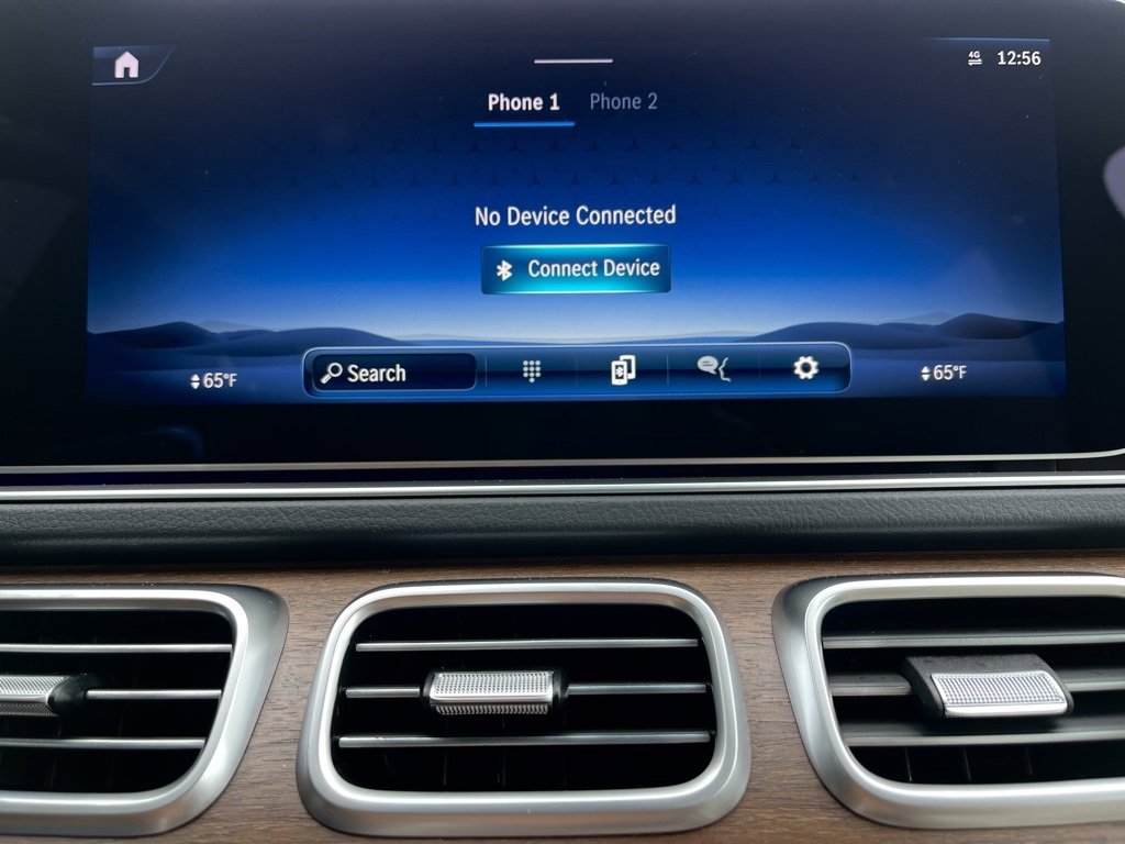 Used 2025 Mercedes-Benz GLS 450 4MATIC image 32