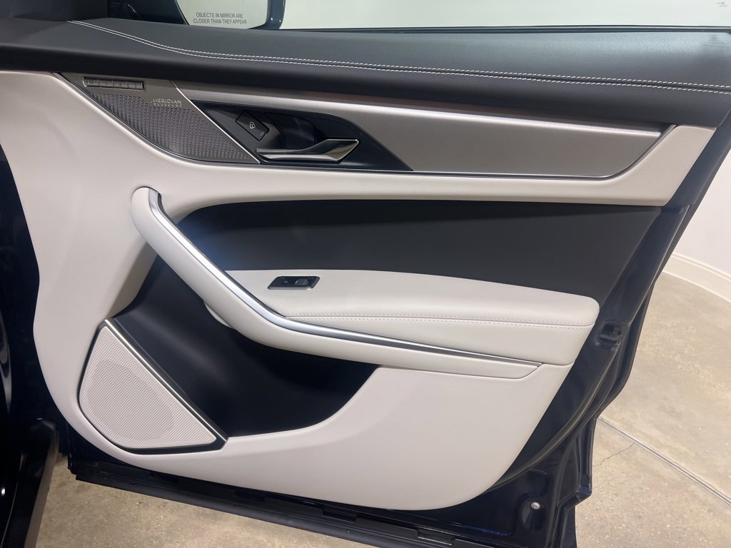 New 2026 Jaguar F-PACE R-Dynamic S image 23