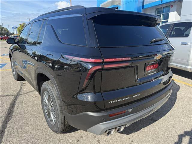 New 2026 Chevrolet Traverse LT w/ LPO, Floor Liner Package image 4