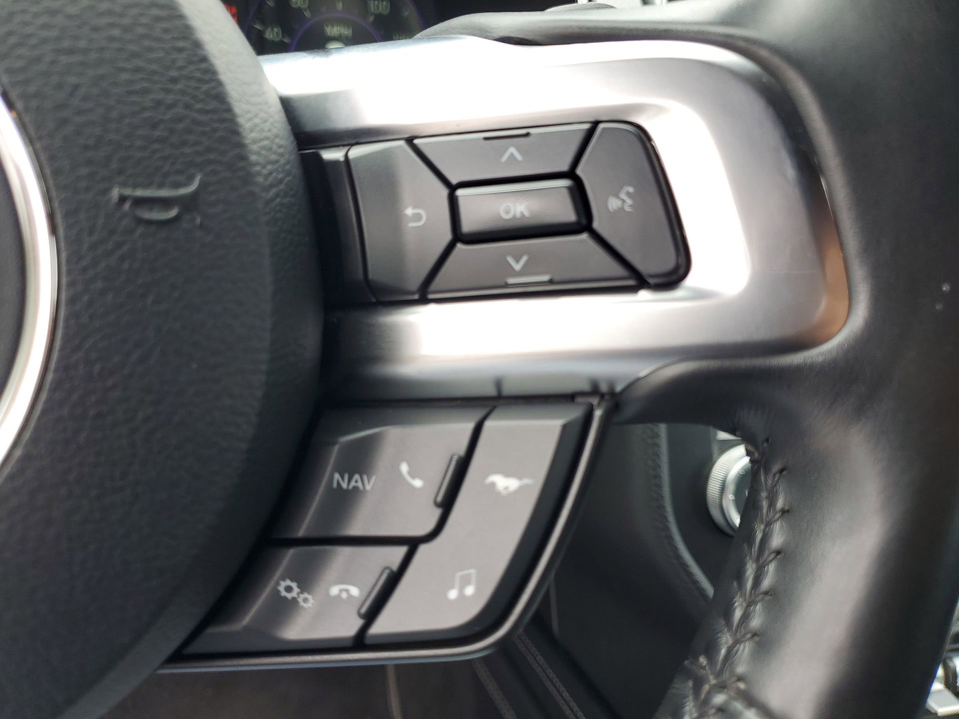 Used 2019 Ford Mustang GT Premium w/ Equipment Group 401A image 19