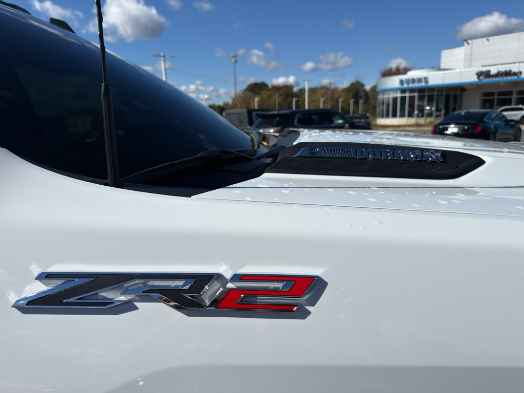 Used 2024 Chevrolet Silverado 2500 ZR2 image 9