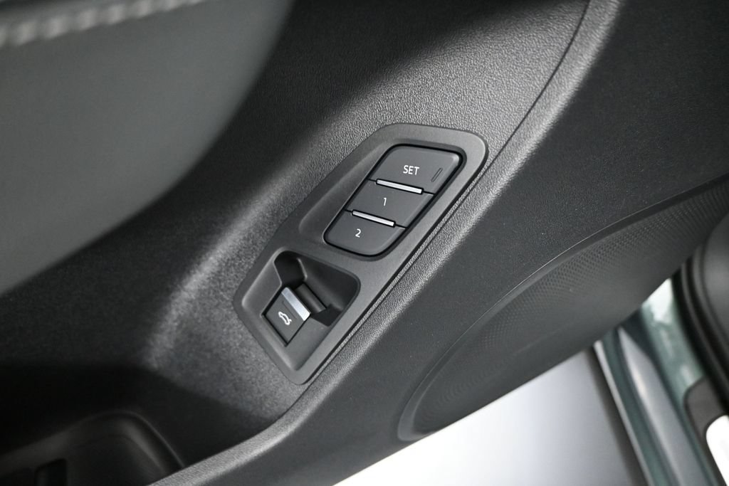New 2026 Audi Q3 quattro 2.0T AWD/4WD image 7