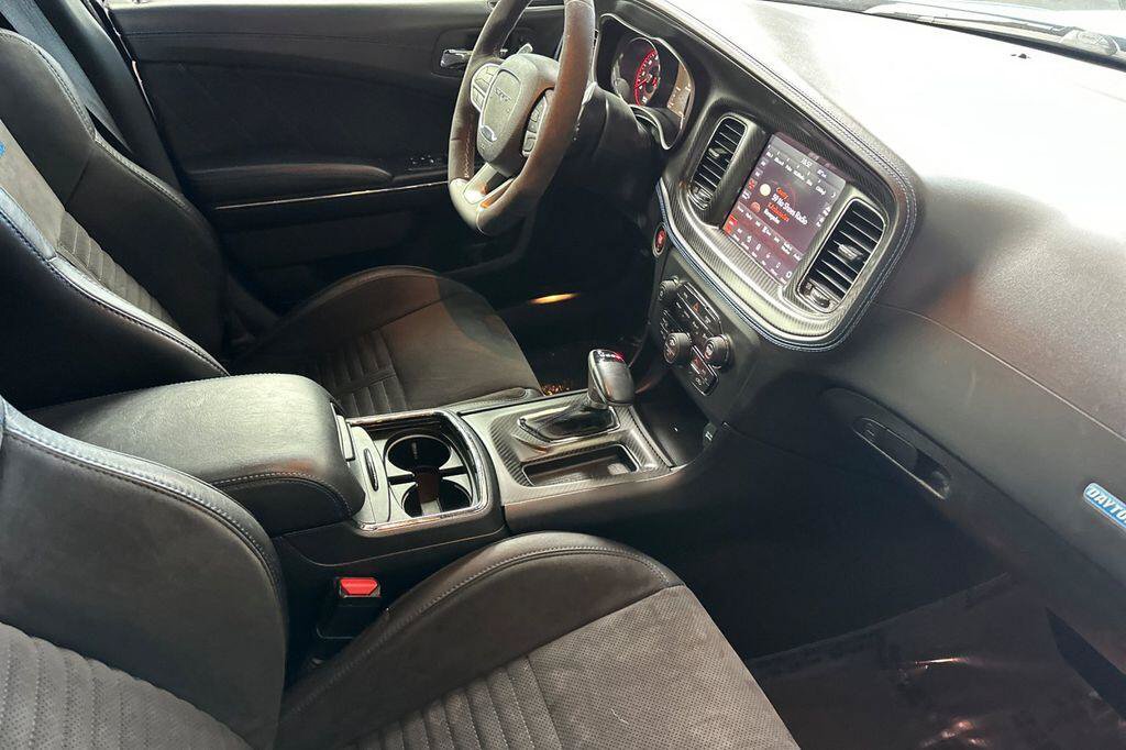 Used 2020 Dodge Charger SRT Hellcat w/ Harman/Kardon Audio Group RWD image 15