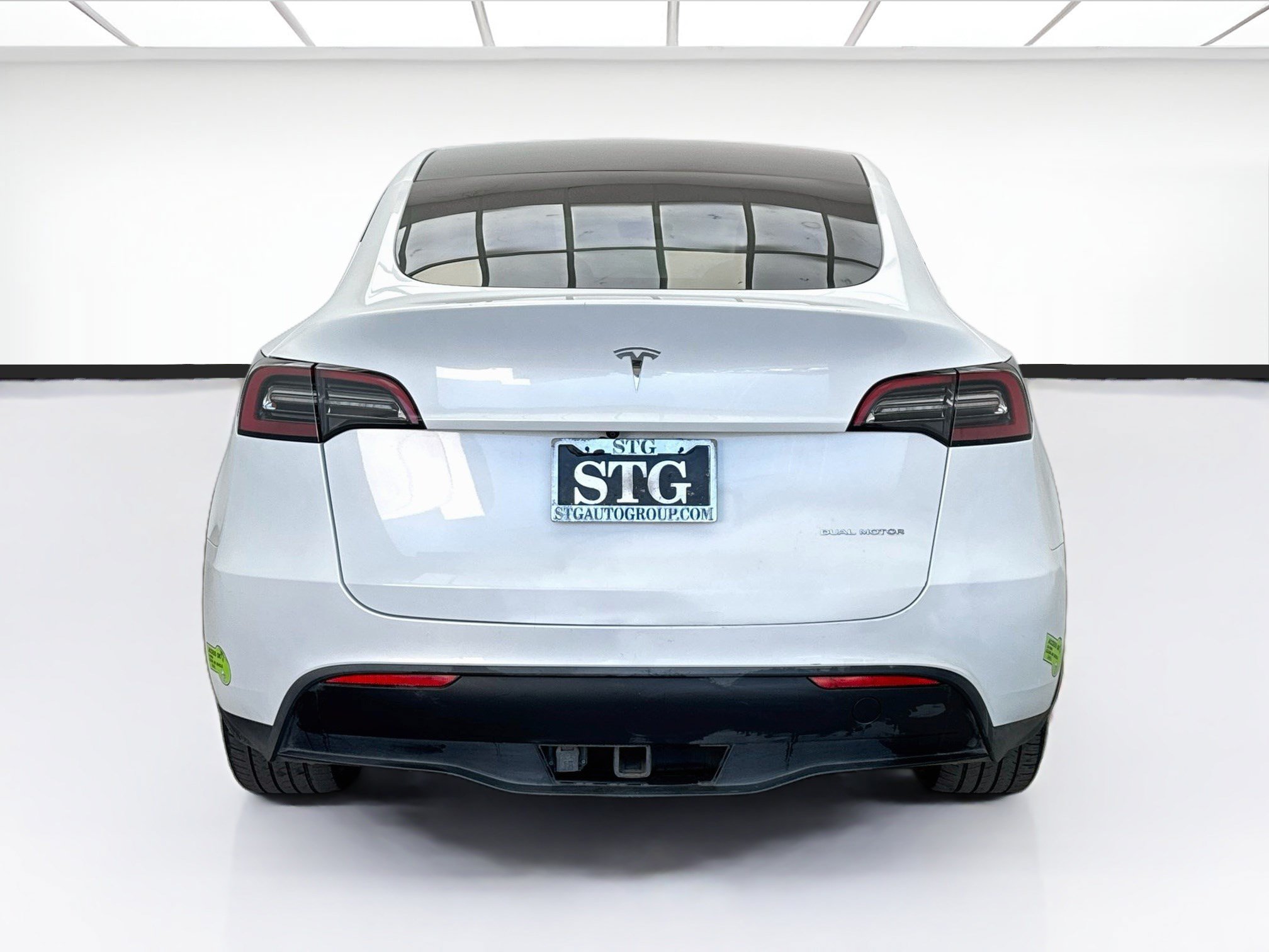 Used 2023 Tesla Model Y Long Range AWD/4WD image 5