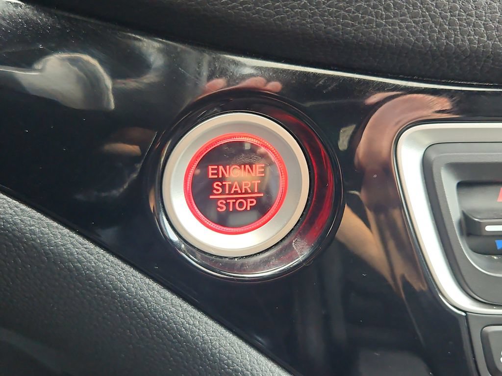 Certified 2021 Honda Ridgeline Black Edition image 26