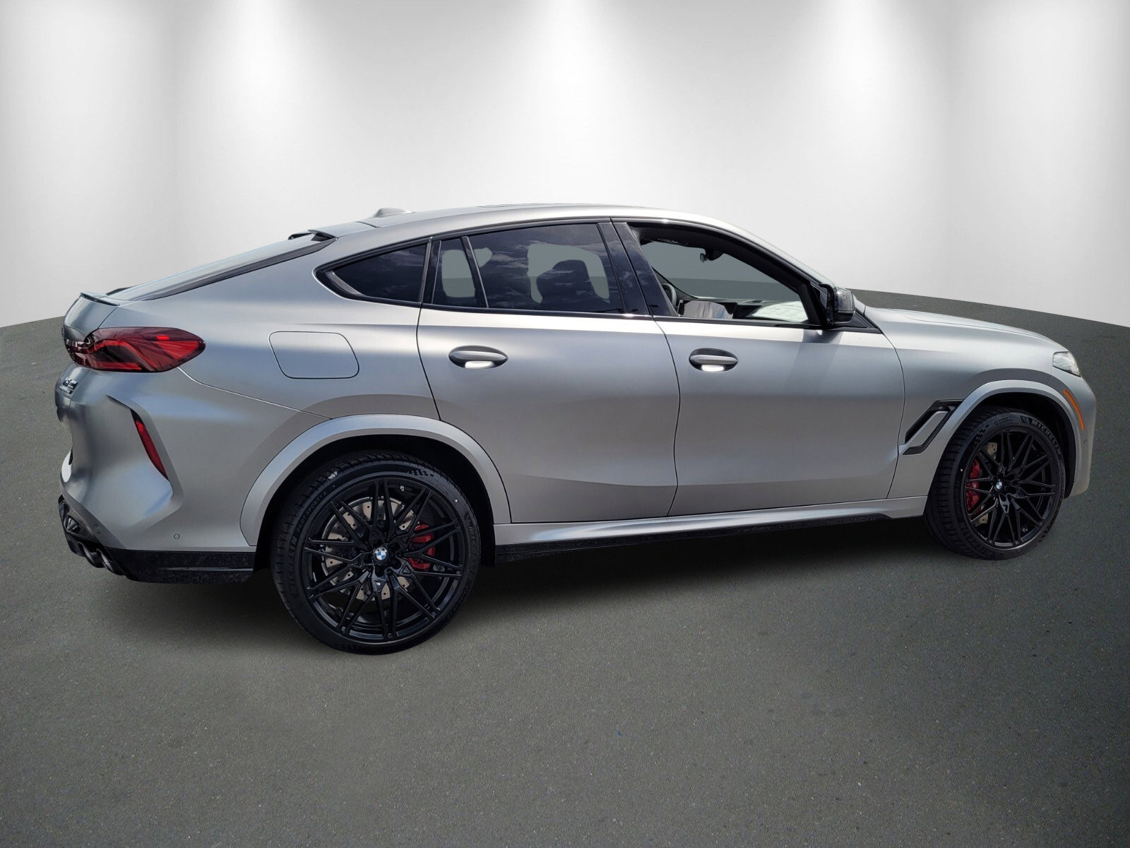 New 2026 BMW X6 M Competition w/ Executive Package image 7