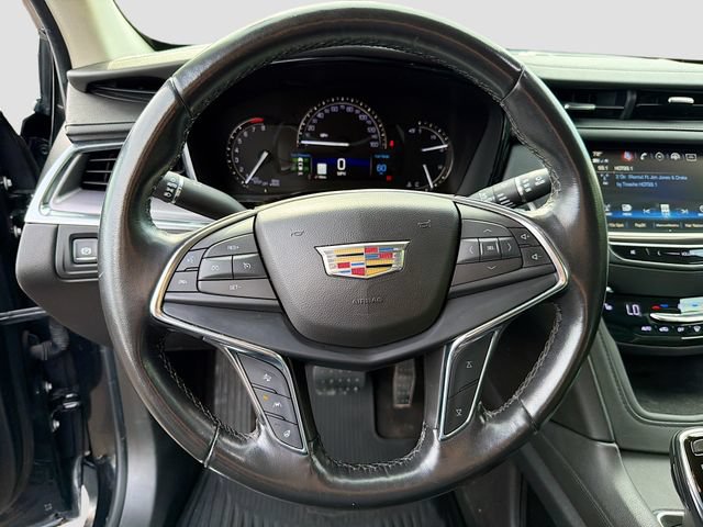 Used 2019 Cadillac XT5 Luxury w/ LPO, Black Ice Package AWD/4WD image 12