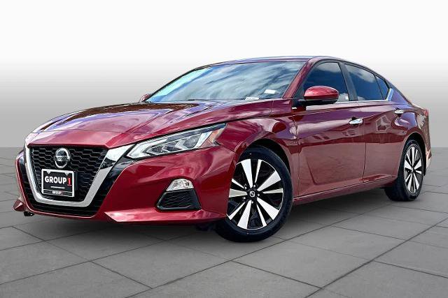 Certified 2022 Nissan Altima 2.5 SV w/ SV Premium Package FWD image 1