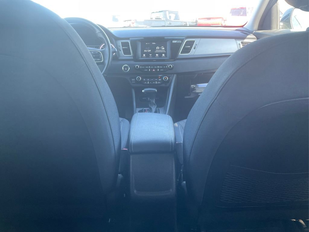 Used 2019 Kia Niro LX FWD image 18
