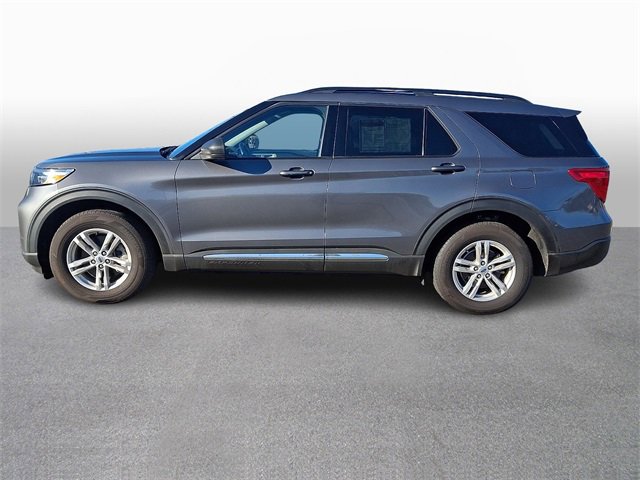 Used 2023 Ford Explorer XLT w/ Equipment Group 202A image 7
