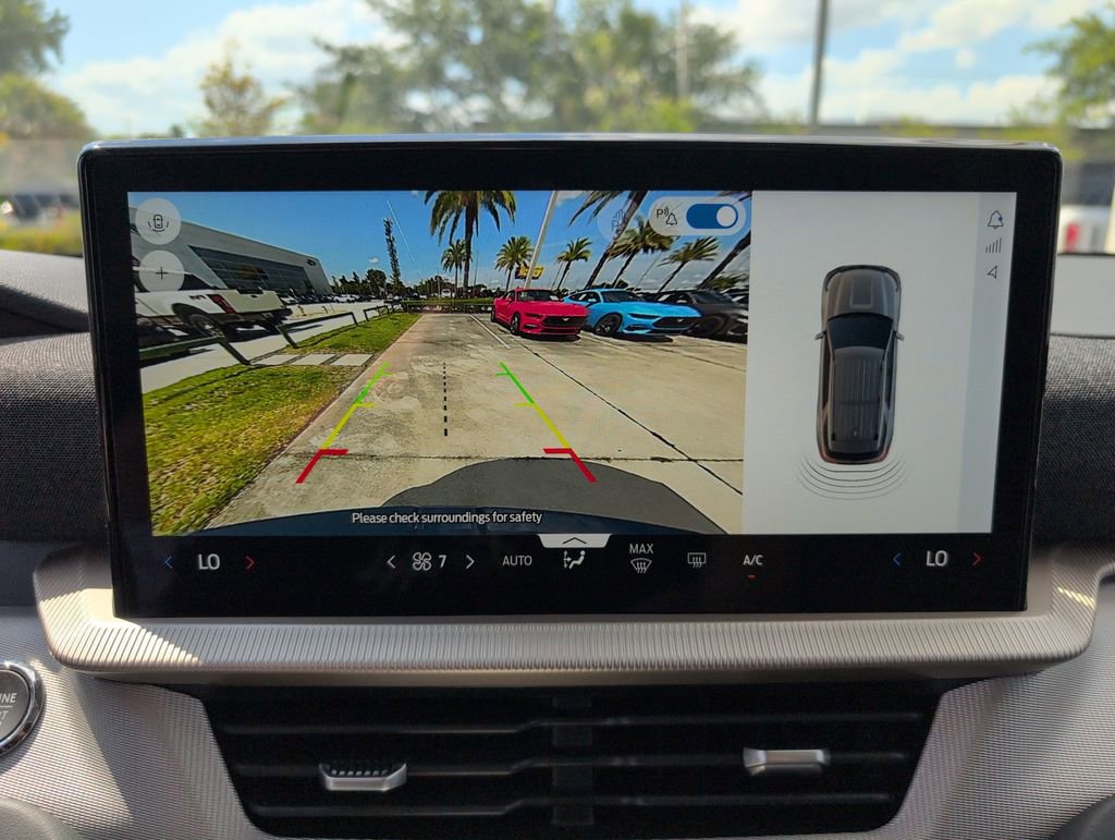 New 2026 Ford Explorer Active RWD image 25