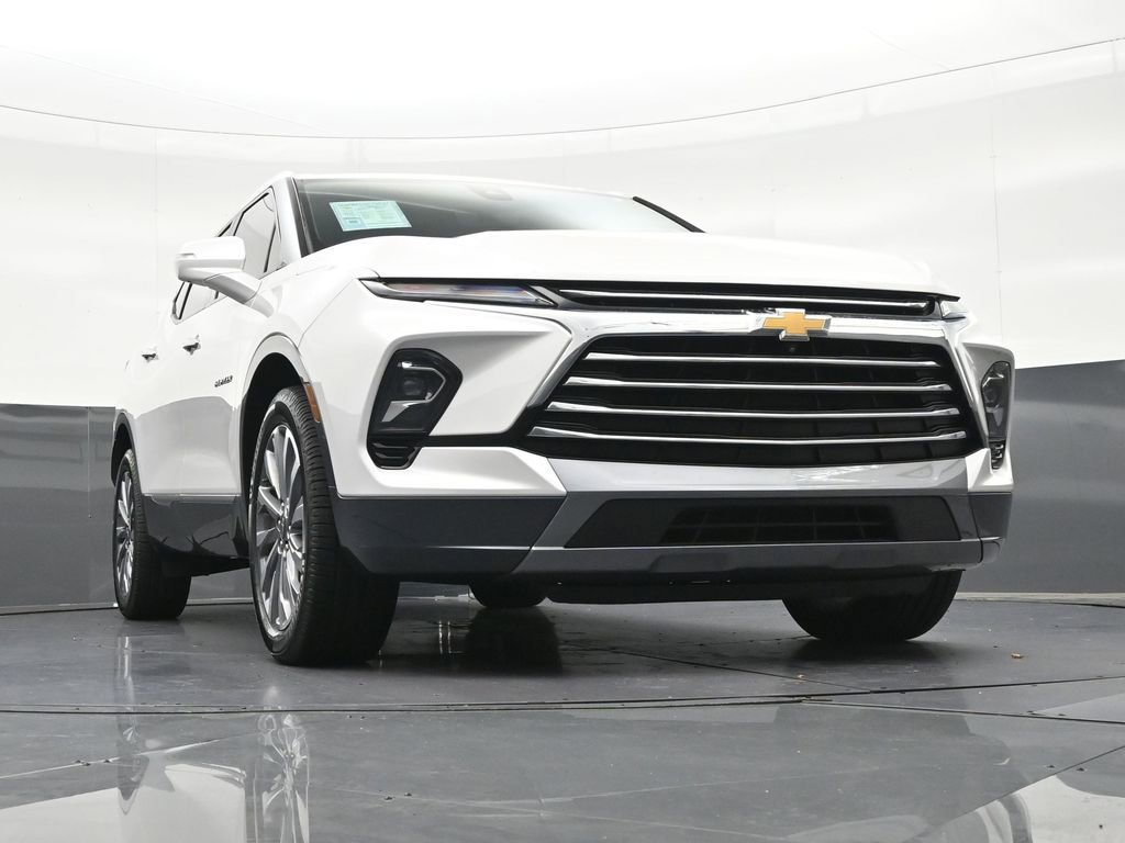 Used 2023 Chevrolet Blazer Premier w/ Driver Confidence II Package FWD image 29