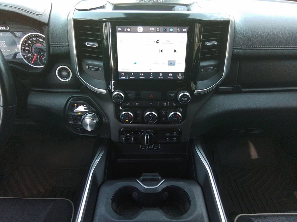 Used 2022 RAM 1500 Laramie w/ Sport Appearance Package image 11
