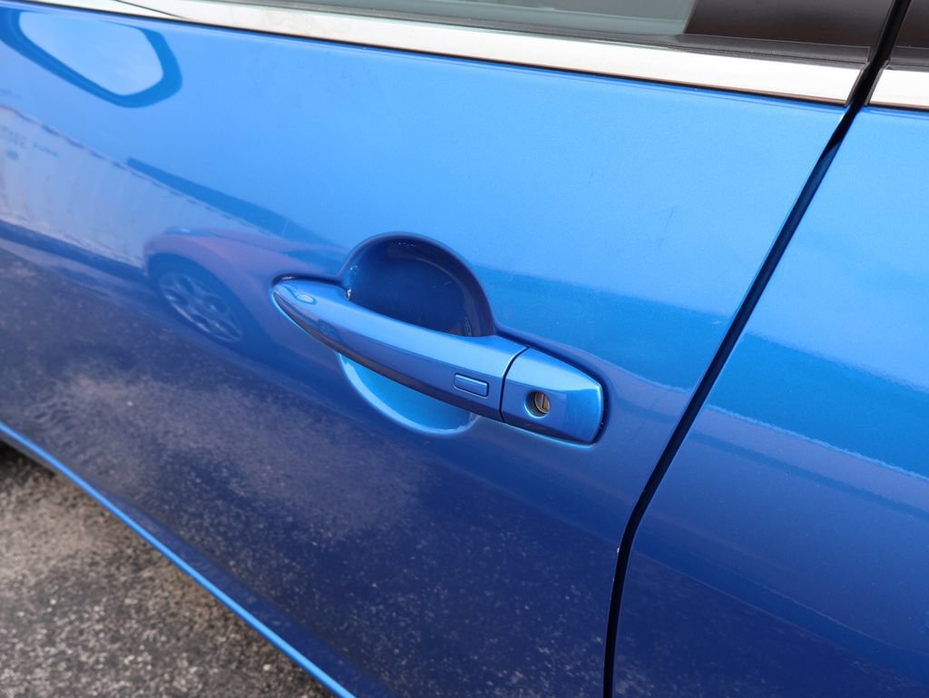 Used 2025 Nissan Sentra SV FWD image 24
