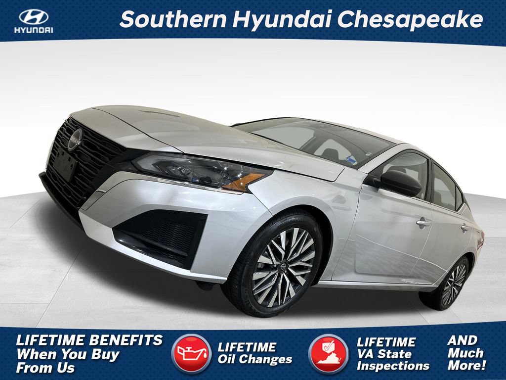 Used 2024 Nissan Altima 2.5 SV