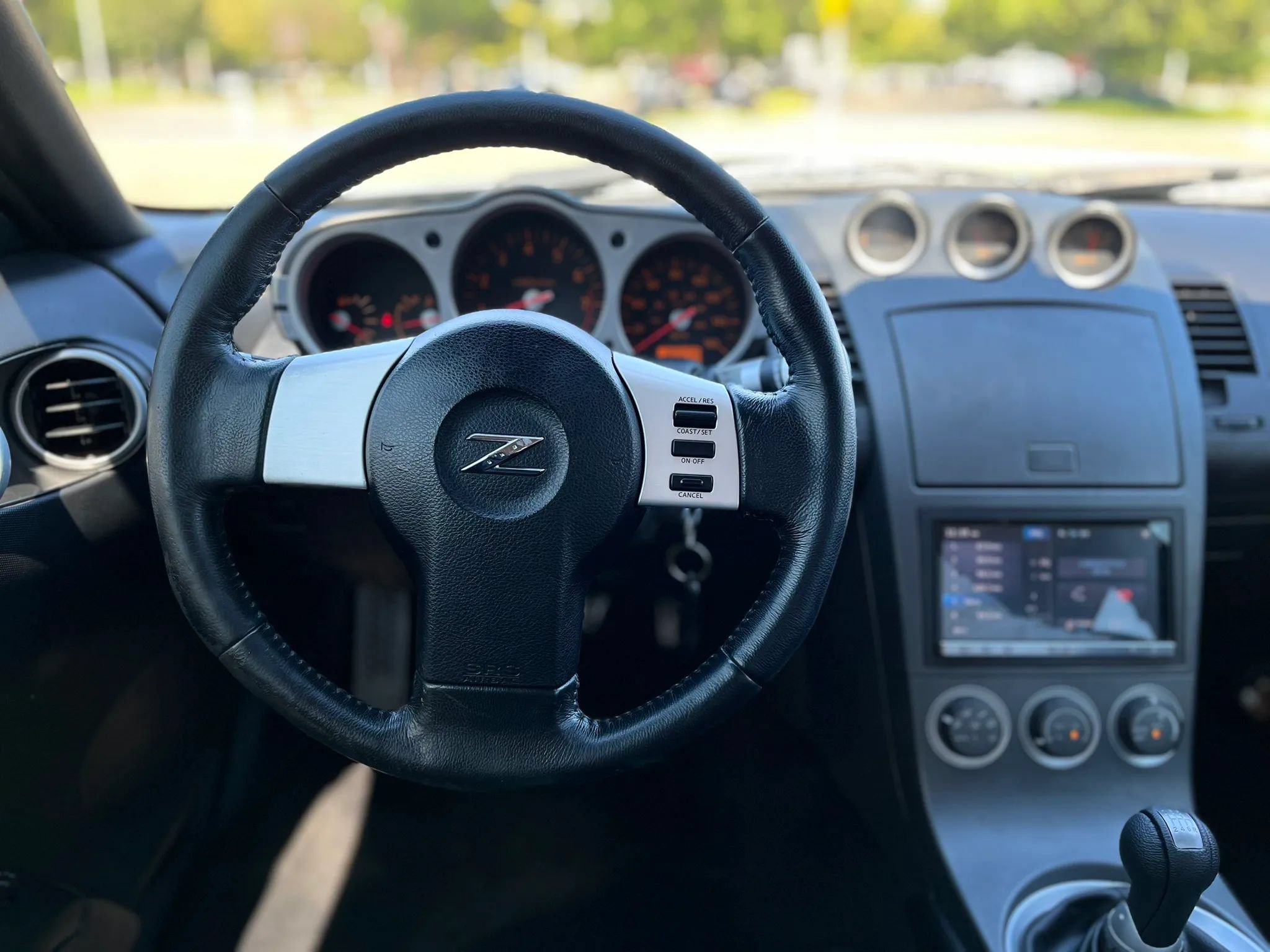Used 2003 Nissan 350Z Touring w/ Aerodynamics Pkg RWD image 13