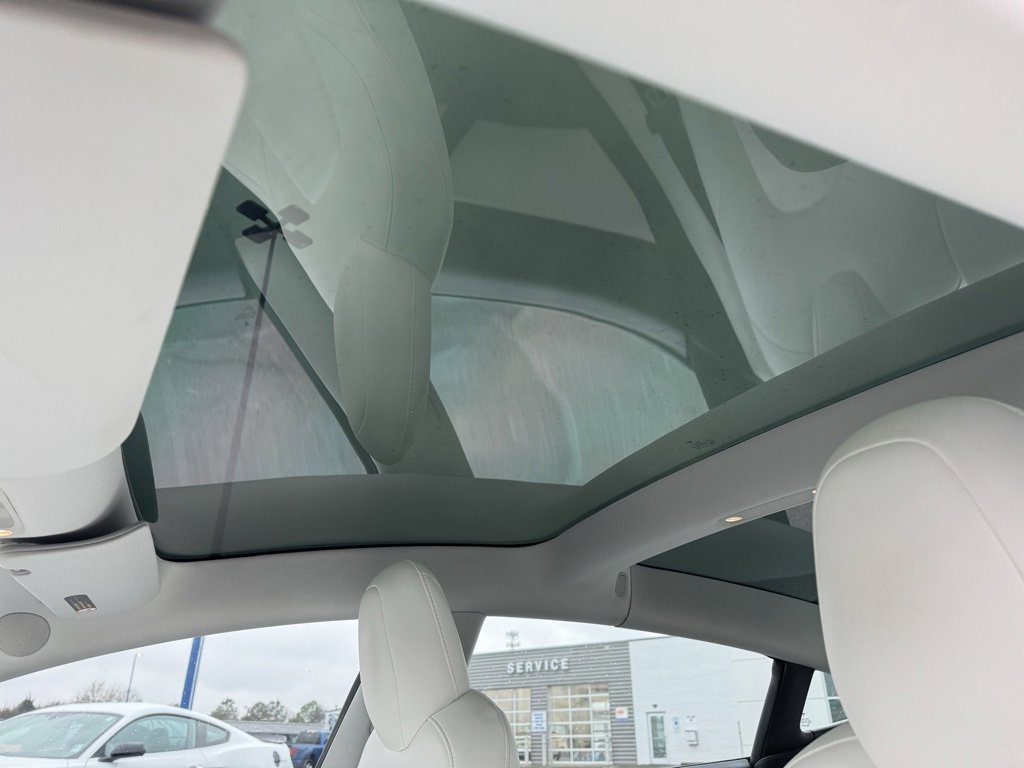 Used 2019 Tesla Model 3 Performance image 17