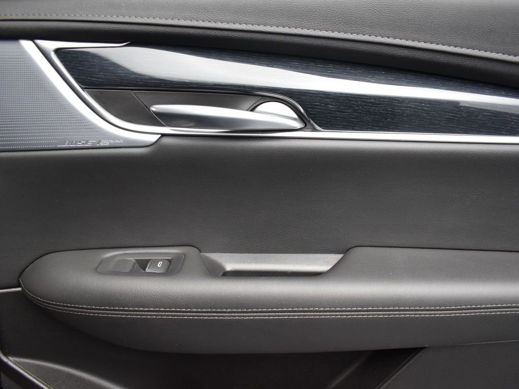 Certified 2024 Cadillac XT5 Premium Luxury w/ Technology Package image 31