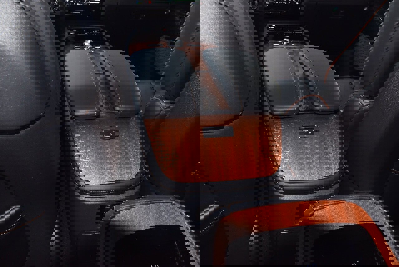 New 2025 Lincoln Navigator L Black Label image 21