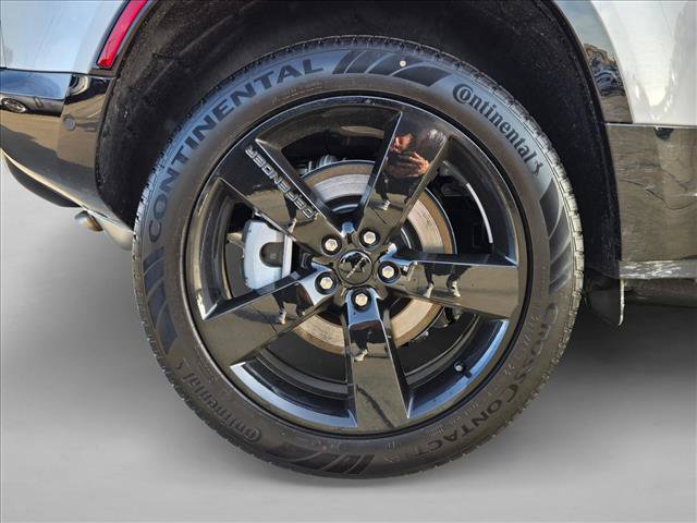 Used 2026 Land Rover Defender 110 X-Dynamic SE AWD/4WD image 24