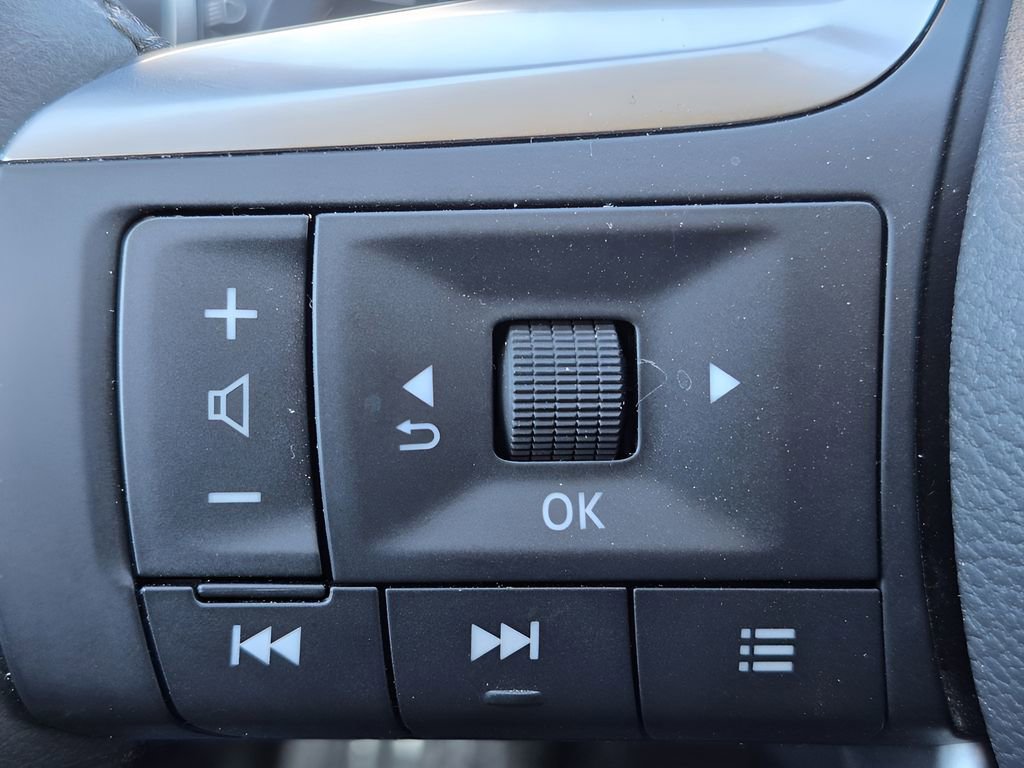 Used 2025 INFINITI QX60 Luxe w/ Vision Package image 12