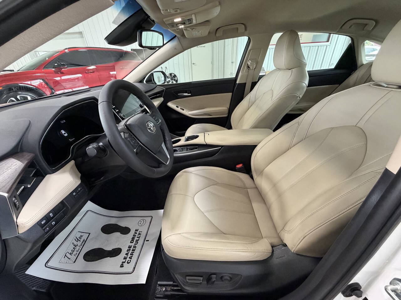Used 2021 Toyota Avalon XLE FWD image 13