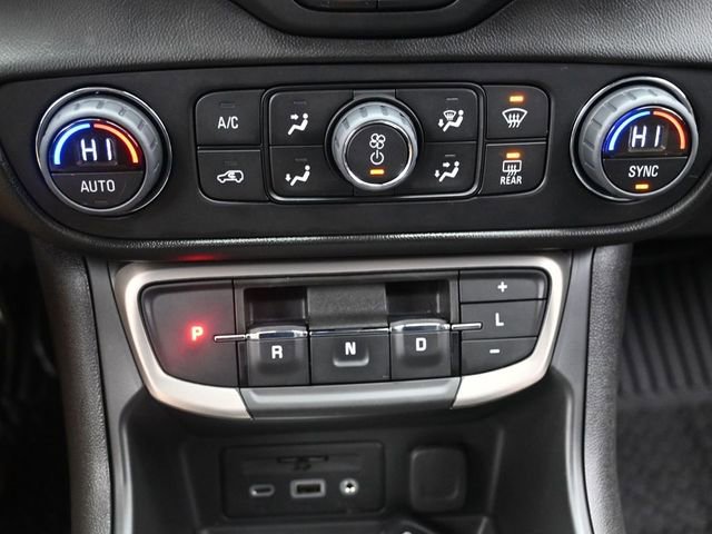 Used 2022 GMC Terrain Denali image 26