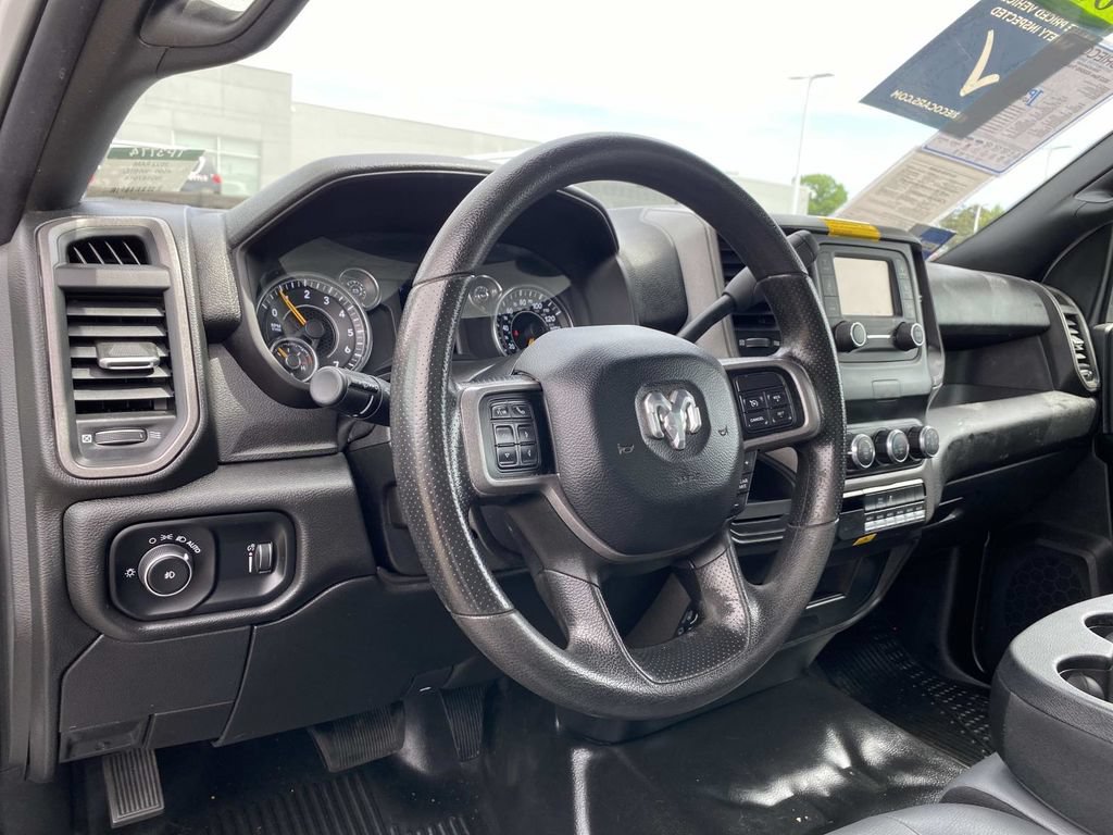 Used 2022 RAM 4500 Tradesman RWD image 16